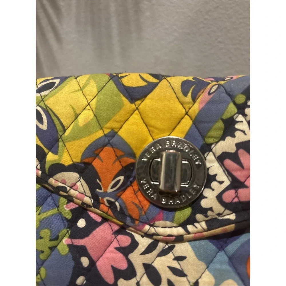 VERA BRADLEY~Rio~ Turnlock Wallet/Wristlet/Clutch/ Card Holder ~Retired